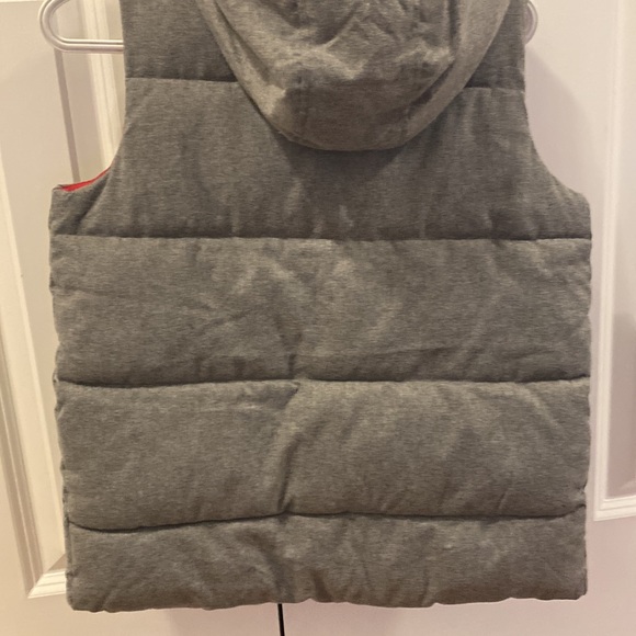 Puffer vest almost brand new for boys - Picture 2 of 2